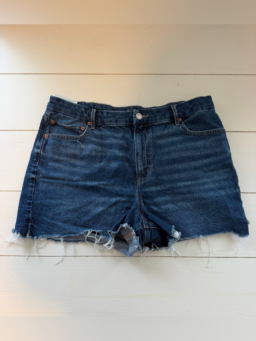 American Eagle Relaxed Jean Shorts